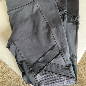 Black workout leggings